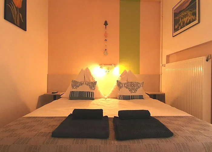Alloggio in famiglia Aqua Ház Panzió Sz. *